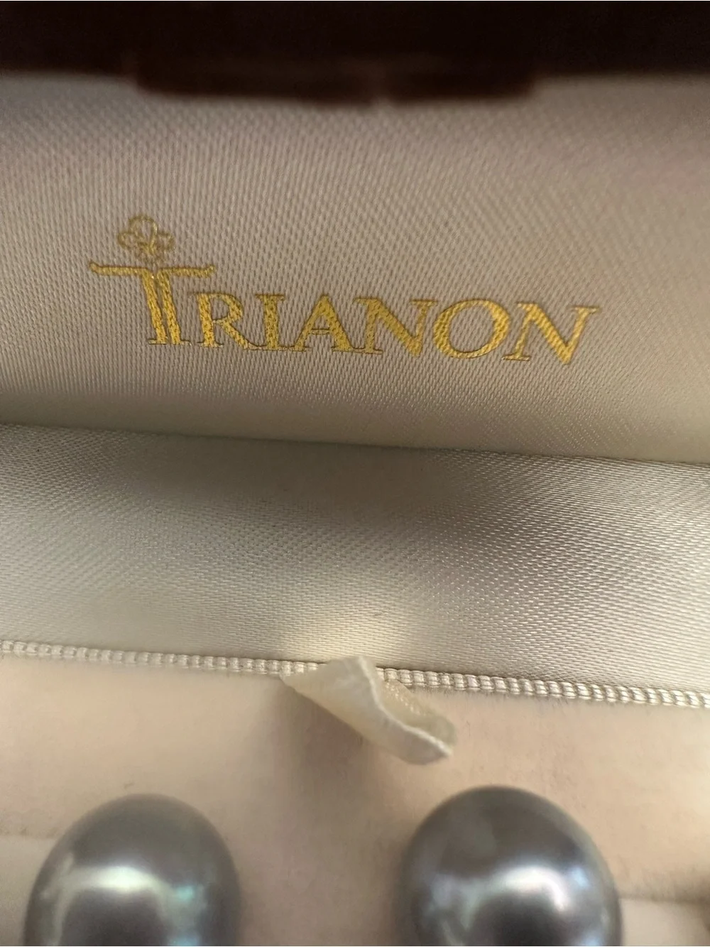 BNIB TRIANON PEARL AND 18K WHITE GOLD CUFFLINKS $2150 - Picture 9 of 10
